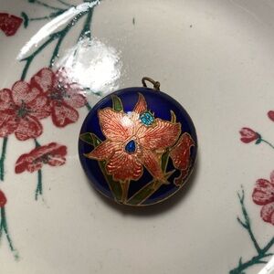 Vintage Cloisonné Enamel Day Lily Floral Enamel Necklace Pendant